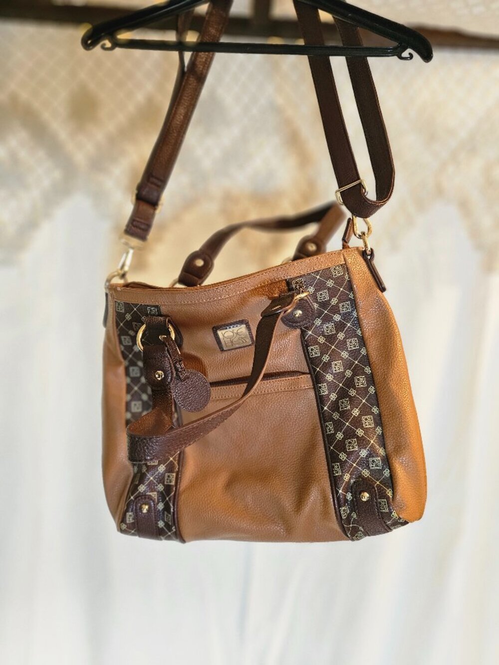 Jose Hess handbag